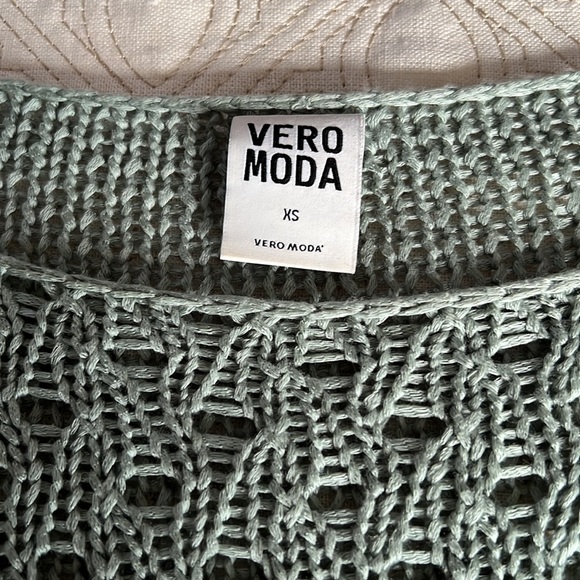 Lightweight light sage green sweater from vero moda - Picture 2 of 3